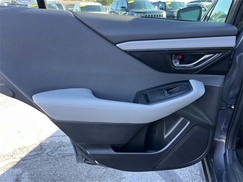 Used 2023 Subaru Outback Premium image 19