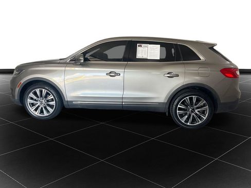 Used 2017 Lincoln MKX Reserve w/ Lincoln MKX Climate Package image 2