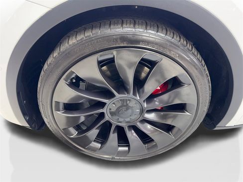 Used 2021 Tesla Model Y Performance image 84