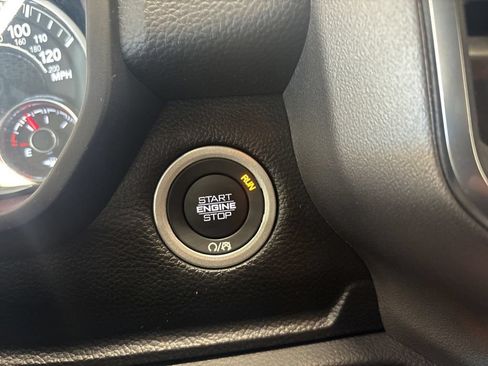 Used 2025 RAM 1500 Big Horn AWD/4WD image 11