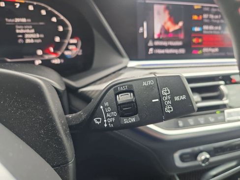 Used 2020 BMW X5 M Competition w/ Executive Package image 24