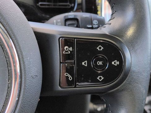 Certified 2024 MINI Cooper 4-Door Hardtop FWD image 27