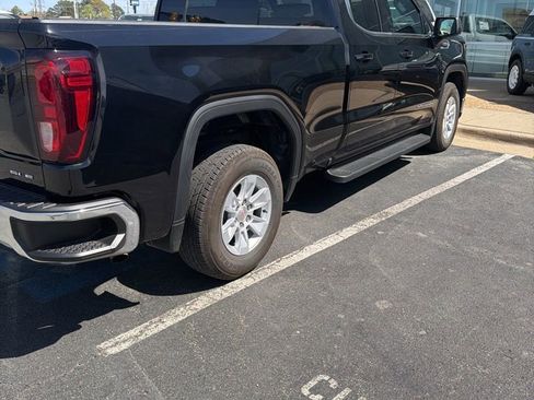 Used 2024 GMC Sierra 1500 SLE image 5