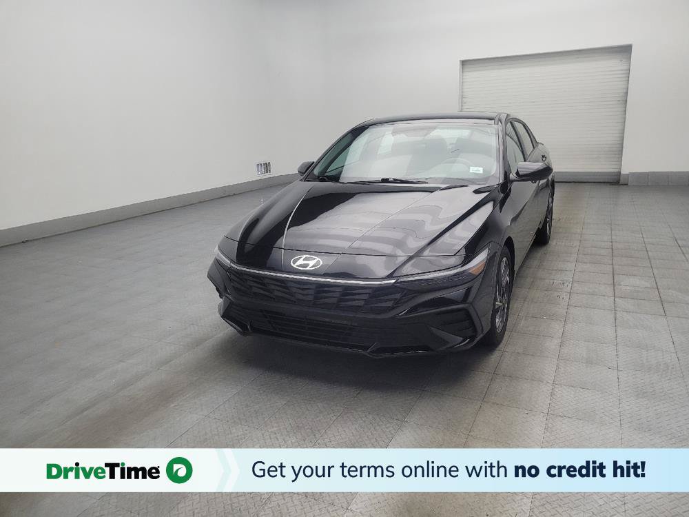 Used 2025 Hyundai Elantra Sport FWD image 1