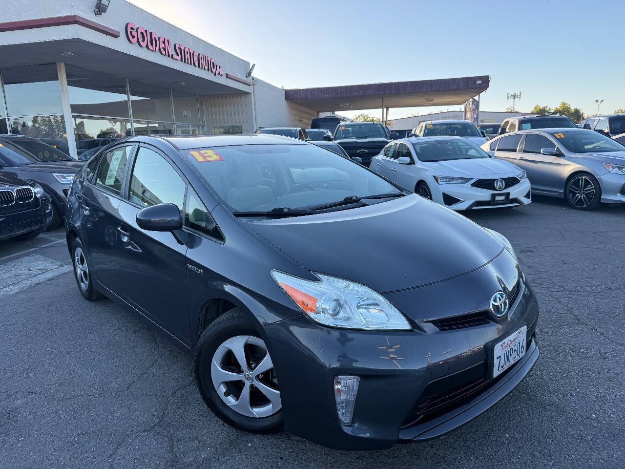Used 2013 Toyota Prius Two FWD image 2