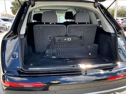 Used 2023 Audi Q7 3.0T Prestige w/ Prestige Package AWD/4WD image 15