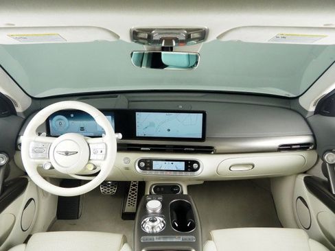 Used 2023 Genesis GV60 Performance AWD/4WD image 3