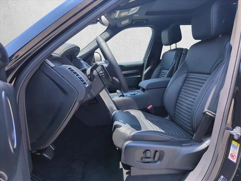 Certified 2024 Land Rover Discovery Dynamic SE image 21