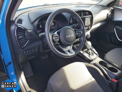 Used 2023 Kia Soul S image 16