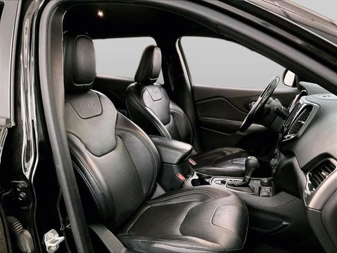 Used 2020 Jeep Cherokee High Altitude image 7