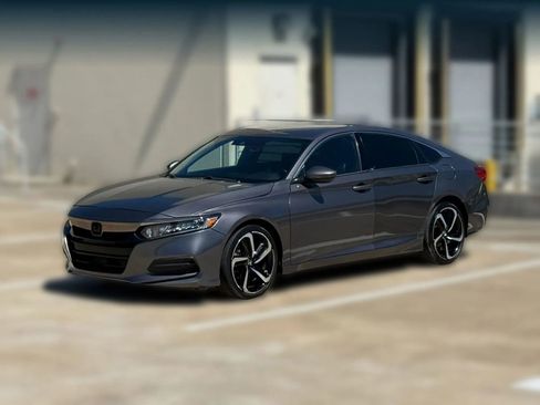 Used 2018 Honda Accord Sport image 3