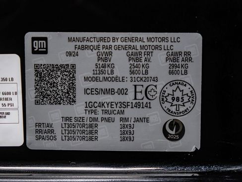 Used 2025 Chevrolet Silverado 2500 ZR2 w/ Technology Package image 60