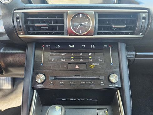 Used 2018 Lexus IS 300 w/ Comfort Package image 21