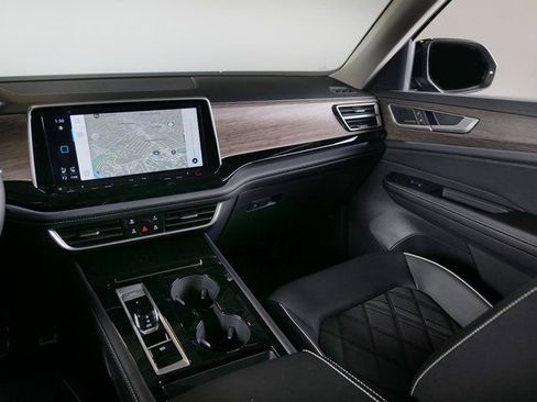 Used 2026 Volkswagen Atlas SEL Premium R-Line image 14