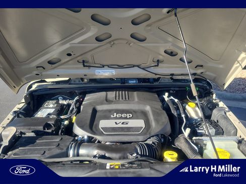 Used 2017 Jeep Wrangler Sport image 22