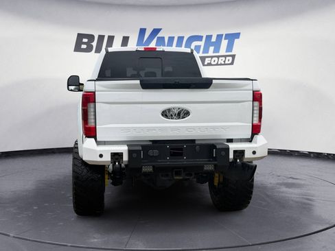 Used 2017 Ford F350 Lariat w/ Lariat Ultimate Package AWD/4WD image 3