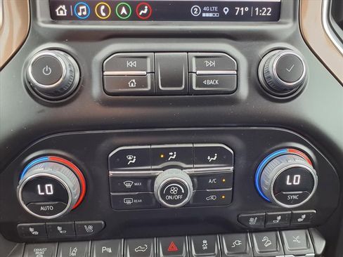 Used 2023 Chevrolet Silverado 2500 High Country w/ LPO, Hitch Package image 12