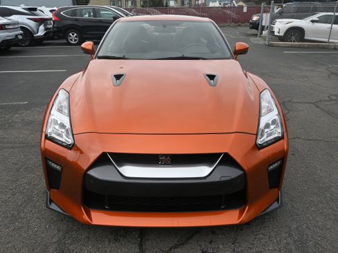 Used 2017 Nissan GT-R Premium AWD/4WD image 26