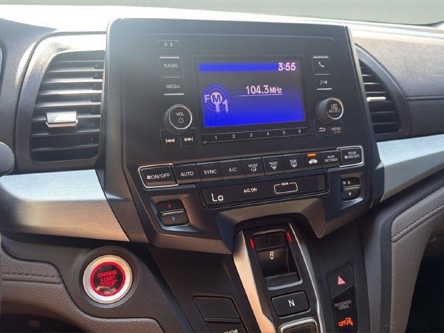 Used 2018 Honda Odyssey LX image 20