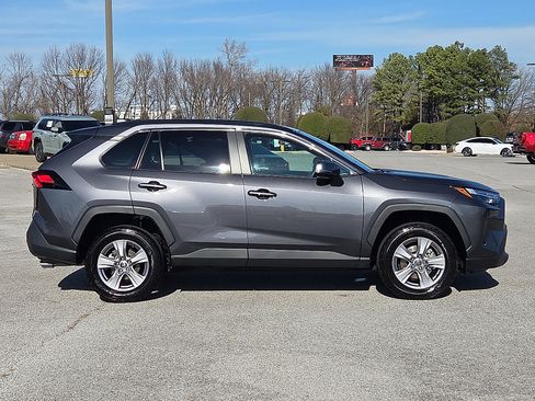 Used 2025 Toyota RAV4 XLE image 6
