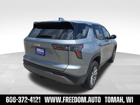 Used 2026 Chevrolet Equinox LT AWD/4WD image 9