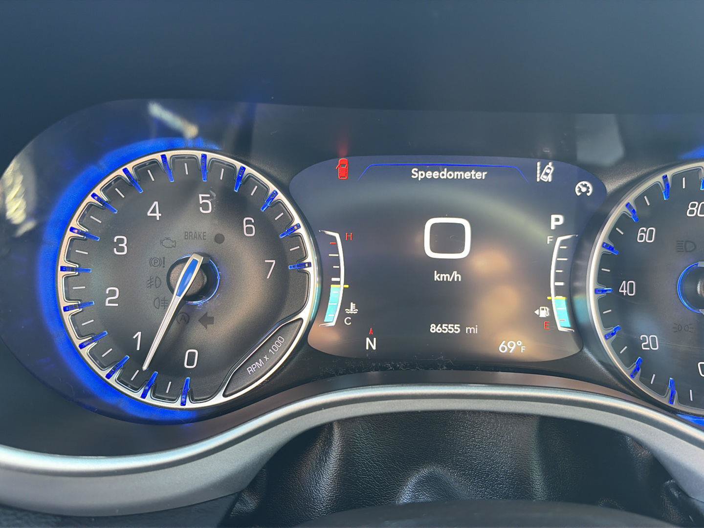 Used 2024 Chrysler Pacifica Touring FWD image 24