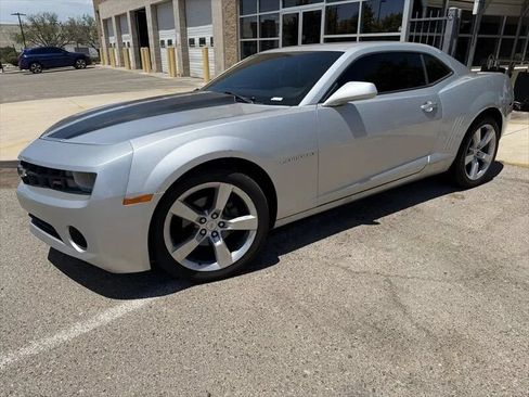 Used 2010 Chevrolet Camaro LT w/ RS Package RWD image 7