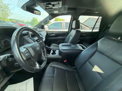 Used 2021 Chevrolet Tahoe RST w/ Luxury Package AWD/4WD image 12