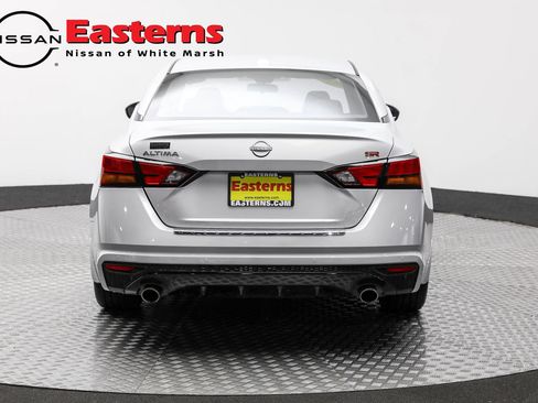 Used 2023 Nissan Altima 2.5 SR FWD image 6