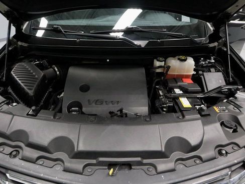 Used 2023 Chevrolet Traverse LT w/ LPO, Floor Liner Package image 17