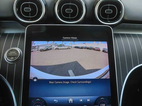 Used 2023 Mercedes-Benz C 300 Sedan image 17