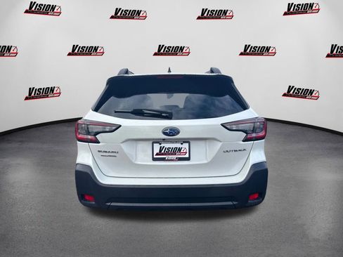 Used 2023 Subaru Outback Premium image 6