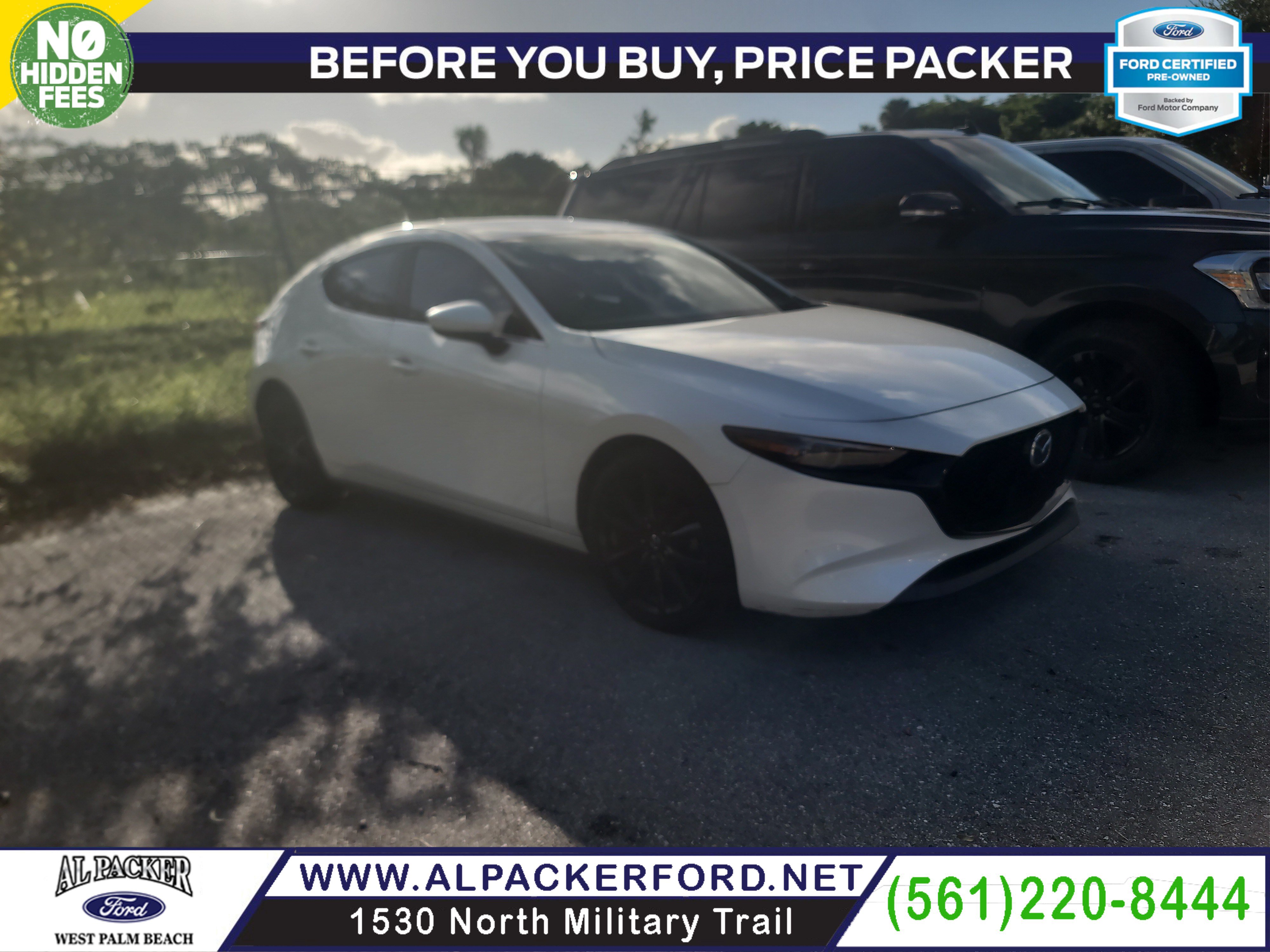 Used 2019 MAZDA MAZDA3 Hatchback w/ Premium Package FWD image 1
