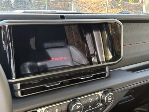 New 2026 Jeep Wrangler Unlimited Rubicon image 25