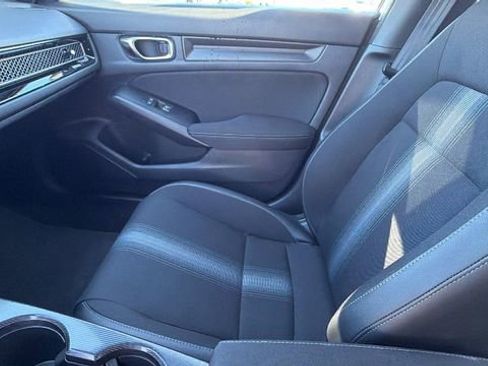 Used 2025 Honda Civic Sport image 22