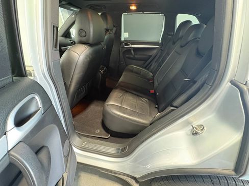 Used 2009 Porsche Cayenne S AWD/4WD image 15