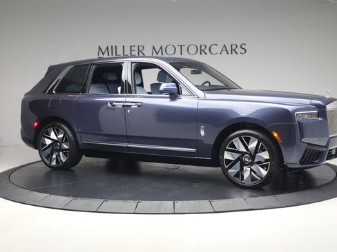 Certified 2025 Rolls-Royce Cullinan AWD/4WD image 7