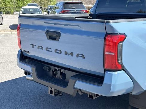 New 2026 Toyota Tacoma SR5 AWD/4WD image 11