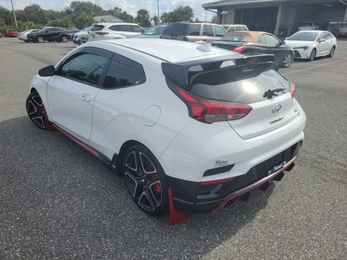 Used 2022 Hyundai Veloster N image 6