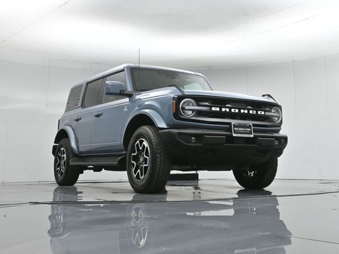 Certified 2025 Ford Bronco Outer Banks image 51