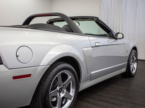 Used 2003 Ford Mustang Cobra image 29