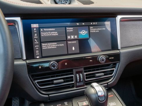 Used 2023 Porsche Macan GTS image 27