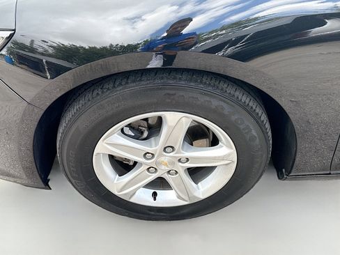 Used 2024 Chevrolet Malibu LS image 35