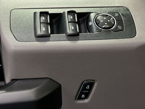 Used 2016 Ford F150 XLT w/ Equipment Group 301A Mid image 13