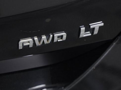 Used 2019 Chevrolet Equinox LT image 8