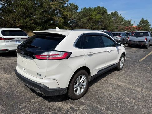 Used 2019 Ford Edge SEL w/ Equipment Group 201A AWD/4WD image 3