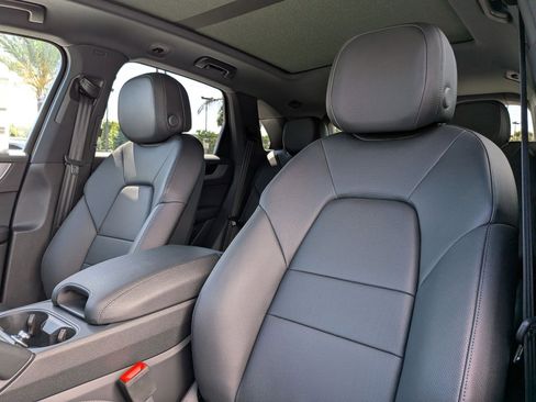 New 2026 Porsche Cayenne AWD/4WD image 5