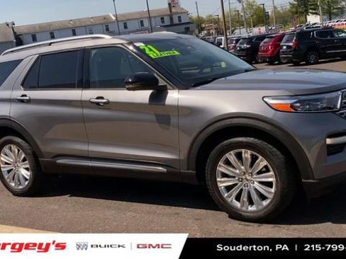 Used 2021 Ford Explorer Limited w/ Equipment Group 301A AWD/4WD image 10