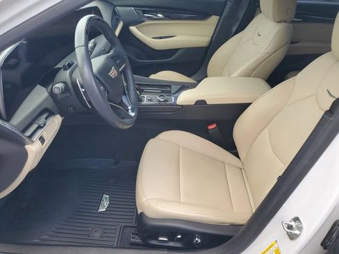 Used 2025 Cadillac CT5 Premium Luxury RWD image 5