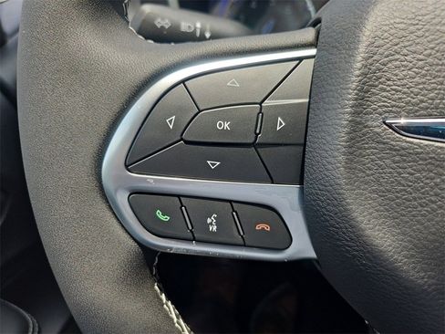 New 2025 Chrysler Voyager LX image 24